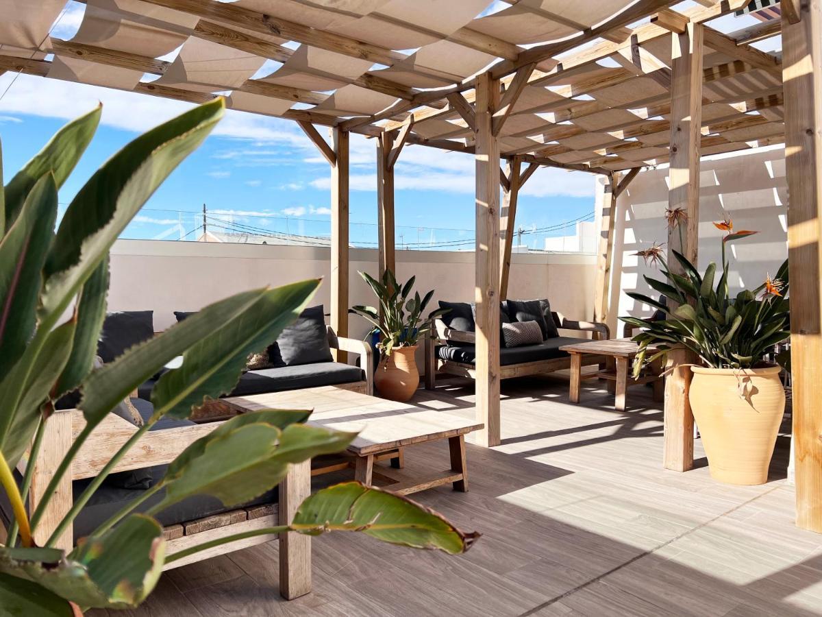 Valencia Luxury - Calma Beach Apartments Exterior photo